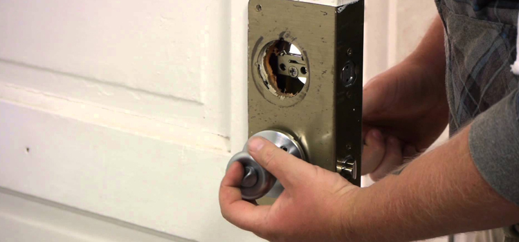 Home Lock Change in Lakewood